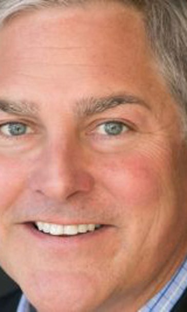 Get to know NASCAR RaceDay host & FOX NASCAR veteran John Roberts